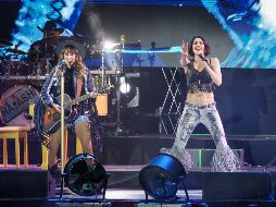 De nueva cuenta Hanna y Ashley de Ha*Ash se convierten en las reinas del sold out en las Fiestas de Octubre con una concentración de 40 mil fans dispuestos a verlas y escucharlas. EL INFORMADOR / H. Figueroa