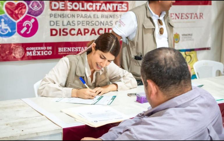 En caso de que el o la solicitante del programa no pueda acudir personalmente al registro, tiene derecho a nombrar a una persona adulta auxiliar para que acuda en su representación. ESPECIAL / PROGRAMAS PARA EL BIENESTAR