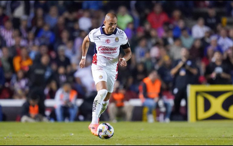Javier Hernández cumplirá este martes su periodo más largo fuera de las canchas desde que regresó a Chivas. IMAGO7.