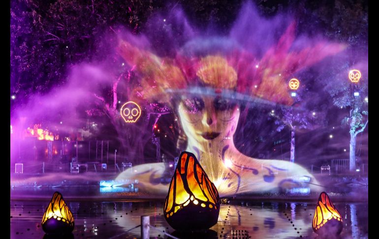 Este lunes se desarrolló un recorrido para medios de comunicación para conocer el avance del montaje, el cual se encuentra en un 93%, según compartió Tania Cortés, directora de Calaverandia, quien además resalta que el parque ha crecido en extensión. EL INFORMADOR / A. Navarro