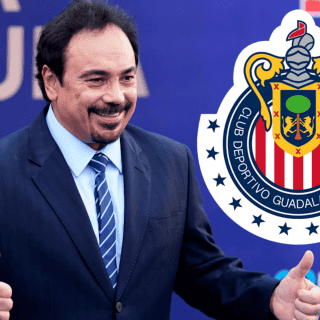 Hugo Sánchez le reclamó a Ricardo Peláez no considerarlo como DT de Chivas
