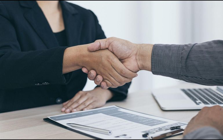 Este evento es una colaboración entre el gobierno local, liderado por Romina Contreras, y el Senado de la República, representado por Enrique Vargas del Villar. CANVA