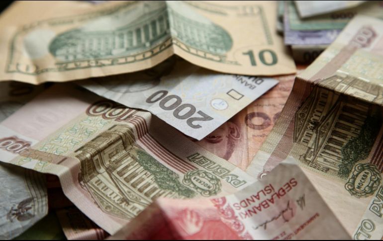 Los billetes son una pequeña muestra de todo lo que representa un país. ESPECIAL/ Imagen de wirestock en Freepik