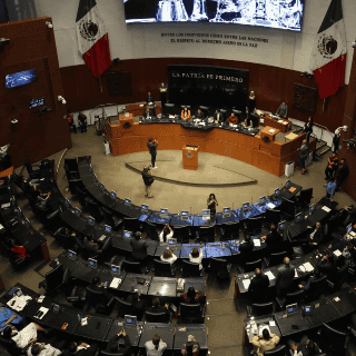 Morena anuncia que retira reforma a los artículos 1 y 105 de la Constitución