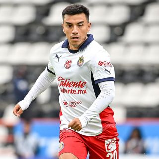 Fernando Beltran reveló cómo Fernando Gago mintió al vestidor de Chivas