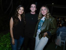 Sabrina Cuevas, Eduardo Lupio y Valeria Pelayo. GENTE BIEN JALISCO/ C. Jimeno