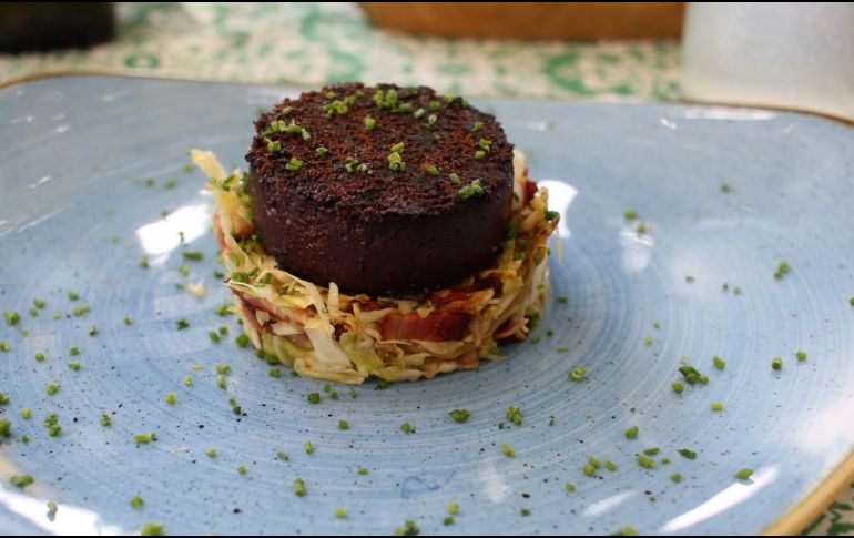 Además de combatir la anemia, la morcilla proporciona una sensación de saciedad que puede ser útil para quienes buscan controlar su apetito. ESPECIAL / Imagen de Reinhard Thrainer en Pixabay