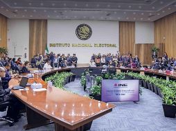 Funcionarios del INE avalaron en su sesión el monto para su presupuesto de 2025. SUN