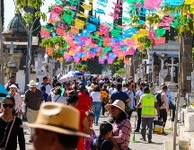 Cada año, las familias mexicanas colocan el tradicional altar de muertos. EL INFORMADOR/ARCHIVO.