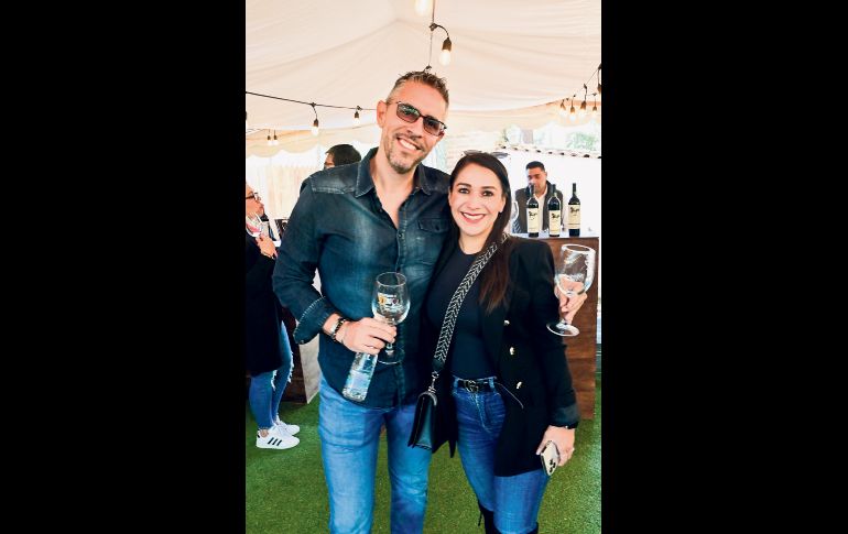 Fabricio Tirado y Fanny Souza. GENTE BIEN JALISCO/ Cortesía