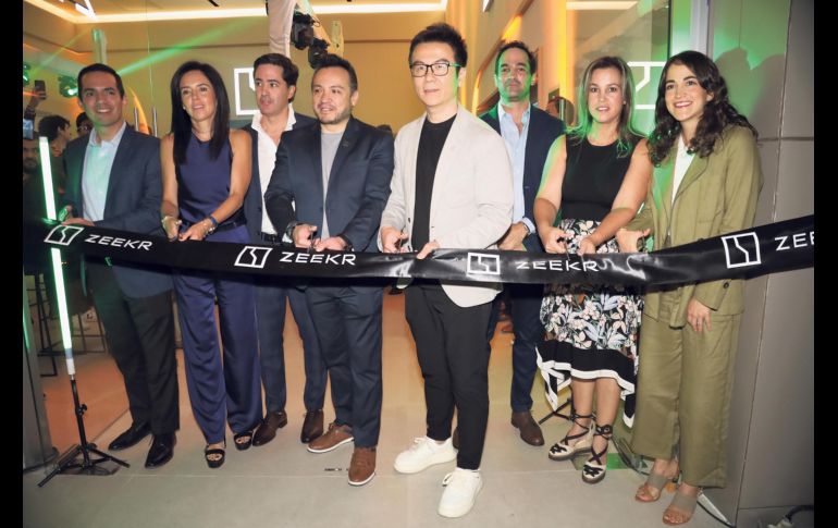 Juan Carlos Zavala, Alejandra Sayas, Edgar Suárez, Marcela Martín del Campo, Oscar Martín del Campo, Alex Yang, Eduardo Martín del Campo, Marcela Martín del Campo  y Regina Martín del Campo. GENTE BIEN JALISCO/ A. Martínez