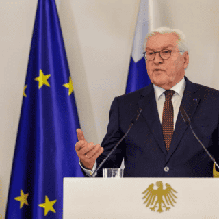 Presidente alemán se disculpa con familiares de víctimas de los nazis en Creta