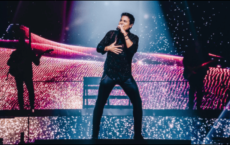 La noticia fue anunciada en las redes sociales de Ocesa y luego confirmada por Chayanne, quien expresó su gratitud a su público por el cálido recibimiento y se mostró sorprendido por el éxito de ventas. FACEBOOK / CHAYANNE