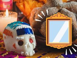 El espejo es un elemento esencial en la ofrenda del Día de Muertos, con un significado que trasciende su función decorativa. CANVA