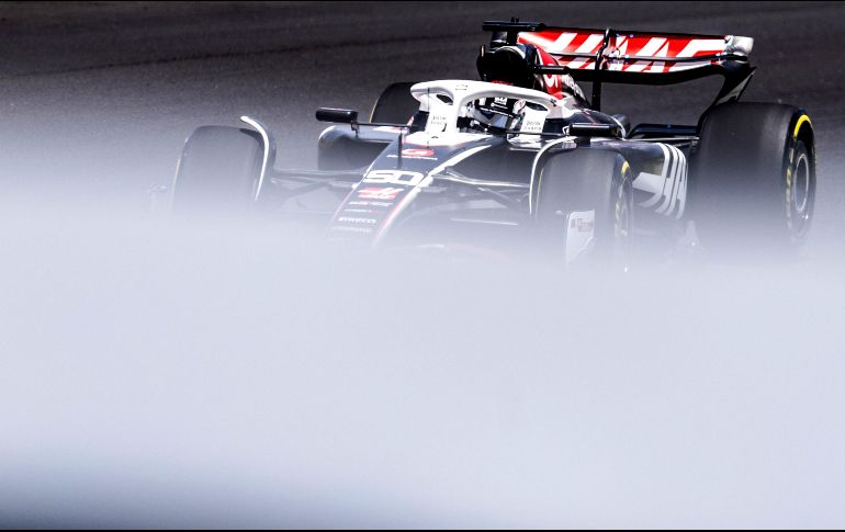 El británico ya había tenido otras dos experiencias de reemplazo este año, cuando cubrió en Ferrari a Carlos Sainz en Arabia Saudita y luego para Haas en Azerbaiyán tras una sanción a Magnussen. EFE / I. Fontana