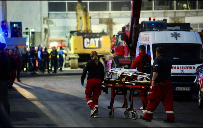 Entre las 14 víctimas confirmadas, hay una niña de 6 años y un ciudadano de Macedonia del Norte. EFE / M. KAROVIC