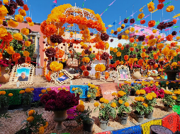 El altar está dedicado a Ifigenia Martha Martínez Hernández, Rosario Ibarra de Piedra, y Griselda Álvarez Ponce de León. ESPECIAL