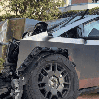 ¿Cuánto pagará de multa el conductor de la Cybertruck que chocó contra una casa en CDMX?
