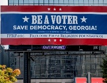 Votación en Georgia. Los reclamos comenzaron por parte de los republicanos, quienes aseguran que no se podía entregar boletas de manera personal. EFE/E. Lesser