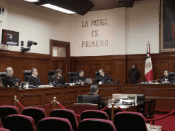 La presidenta de la SCJN, ministra Norma Lucía Piña Hernández, decretó la pausa para revisar si se requieren ocho o seis votos para invalidar una reforma constitucional. SCJN
