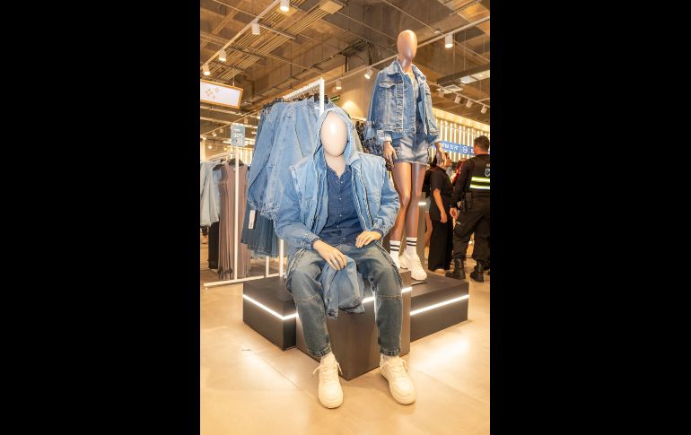 C&A La Perla. GENTE BIEN JALISCO/ Jorge Soltero