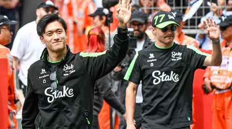 Valtteri Bottas y Guanyu Zhou han compartido el volante de Sauber las tres últimas temporadas, pero en la actual aún no han sumado un solo punto. AFP / ARCHIVO