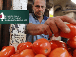 Con el dinero de la pensión, muchas familias tienen un ingreso extra para surtir la despensa. INFORMADOR / ARCHIVO