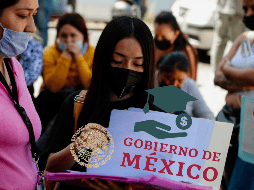 Con la apertura de nuevas becas,  las familias mexicanas se preguntan si es posible solicitar más de un apoyo económico. EL INFORMADOR / ARCHIVO