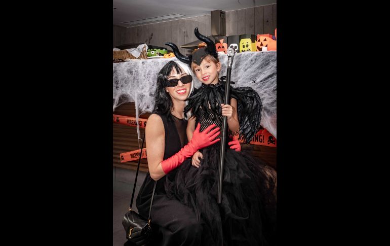 Sofía Anguiano y Valentina Garibi. GENTE BIEN JALISCO/ J. Soltero