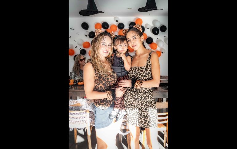 Pau Ladrón de Guevara, Emma Villalvazo y Vale Ladrón de Guevara. GENTE BIEN JALISCO/ J. Soltero