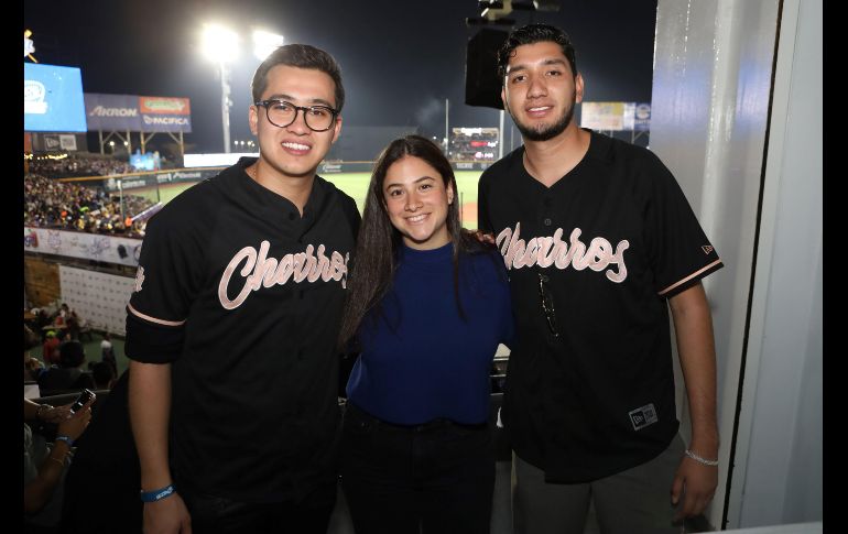 Gibrán Gutiérrez, Daniela Granja y Ángel Gómez. GENTE BIEN/A. MARTÍNEZ.