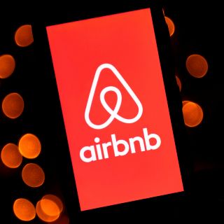 Airbnb reporta ganancias de 2.187 millones hasta octubre