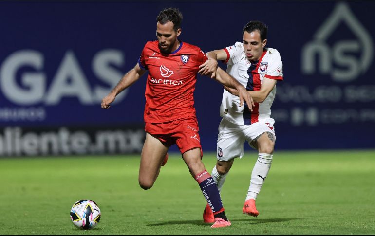 El duelo fue lento, carente de ideas y con pocas emociones, dejando insatisfechos a los aficionados de ambas escuadras. IMAGO7.