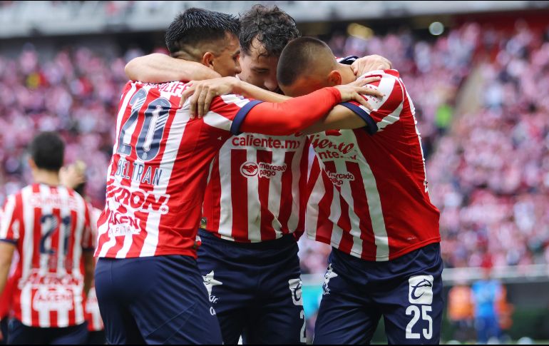 Noventa minutos separan a las Chivas de conocer su destino. IMAGO7