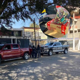 Detienen a dos sujetos armados en Guadalajara