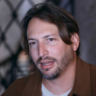 Nicolás Celis se sube al ring con Jonás Cuarón