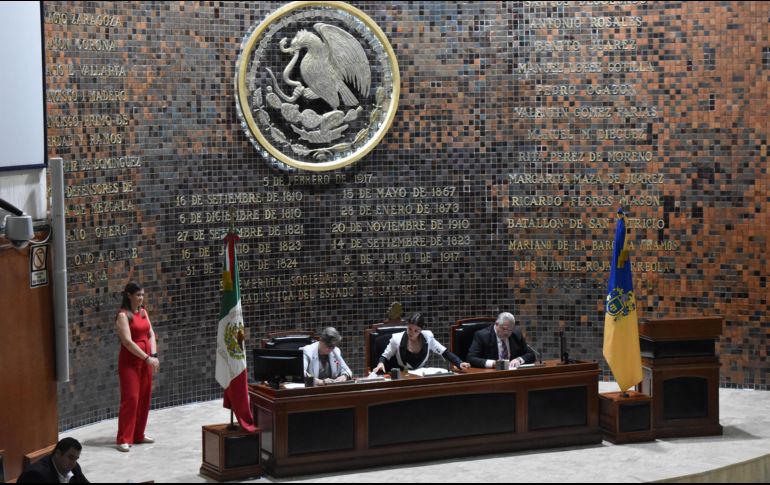 Partidos opositores mostraron su desacuerdo con el reparto de comisiones legislativas. ESPECIAL/ Congreso de Jalisco