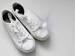 Remedios caseros que puedes probar para que tus tenis de tela blancos siempre queden impecables. ESPECIAL/ Imagen de Monfocus en Pixabay