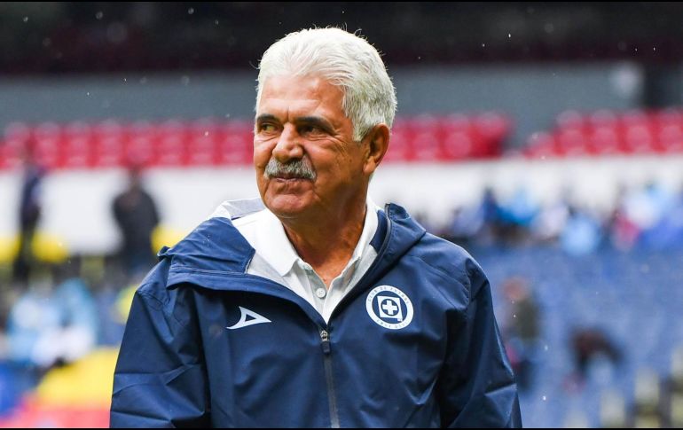 Ricardo Ferretti, cuando era el director técnico en Cruz Azul, durante un partido. IMAGO7