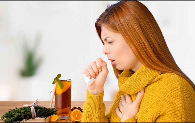 Ante el hacinamiento y los cambios bruscos de temperatura incrementan los problemas de salud por infecciones respiratorias agudas, influenza, neumonía y por supuesto, COVID. ESPECIAL / CANVA