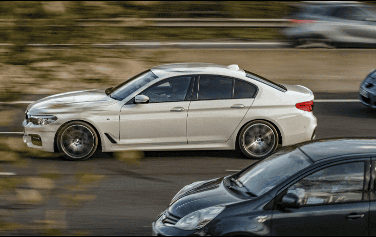 Ford invertirá 45 millones de dólares en análisis avanzados de datos, un nuevo sistema de documentos y un nuevo laboratorio de pruebas. Pexels