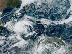 Fotografía satelital donde se muestra la localización de la tormenta tropical Sara cerca del sureste de México y Centroamérica. EFE