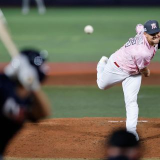 México es eliminado del Premier 12 en manos de Estados Unidos