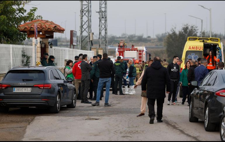 El resto de residentes, que no fueron afectados por las llamas, serán reubicados en una residencia de una provincia vecina. EFE/ J. CEBOLLADA
