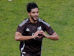 Raúl Jimenez en festejo de gol durante un partido amistoso internacional con la Selección Mexicana. IMAGO7