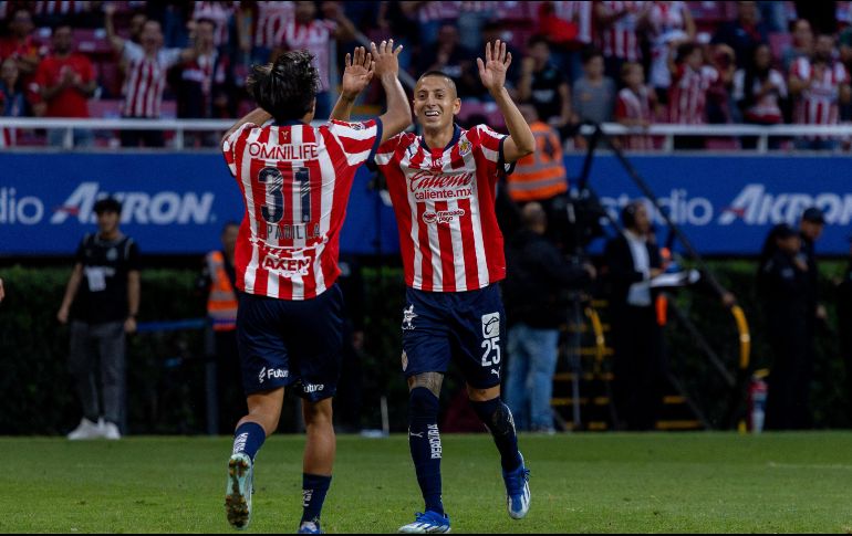 Chivas tendrá de regreso a elementos importantes en la búsqueda de un lugar en la liguilla del Torneo Apertura 2024. IMAGO7