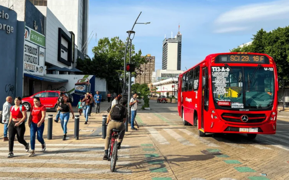La carrera iniciará en los carriles centrales de la avenida Dr. Roberto Michel. EL INFORMADOR/ARCHIVO.