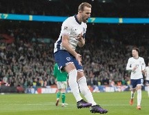 Harry Kane llegó a 69 goles con la Selección inglesa después de marcar uno ayer. EFE