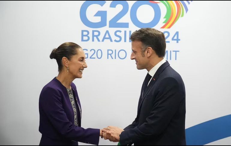 Al arranque de los trabajos del G20, Sheinbaum y Macron se dieron un saludo. ESPECIAL / GOBIERNO DE MÉXICO