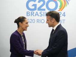 Al arranque de los trabajos del G20, Sheinbaum y Macron se dieron un saludo. ESPECIAL / GOBIERNO DE MÉXICO